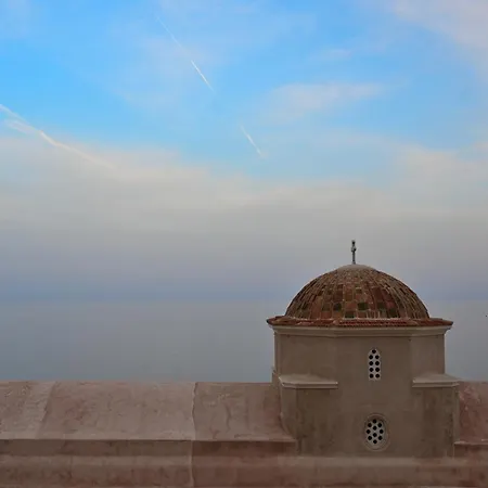 Monolithos 3* מונמבאסיה