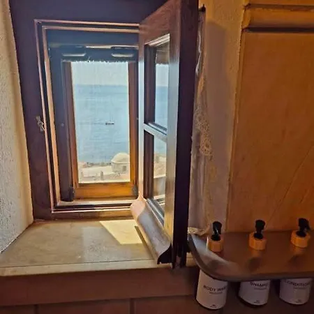 Hotel Monolithos Monemvasia