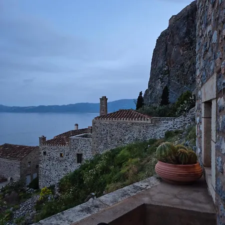 Monolithos 3* Monemvasia