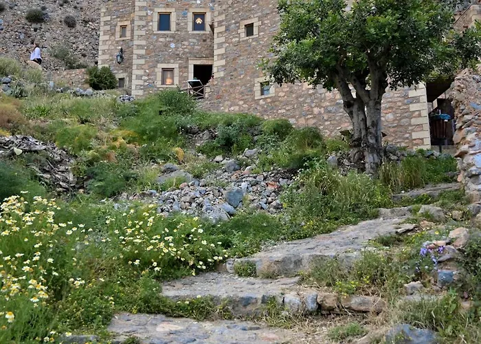 Отель Monolithos Монемвазия